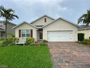 Building Photo - 3425 Cancun Ct