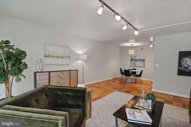 Foto del edificio - Beautiful 1BR/1BA in Downtown Bethesda loc...