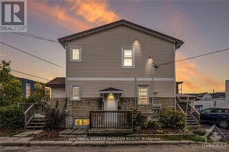 Building Photo - 136 Deschamps Ave