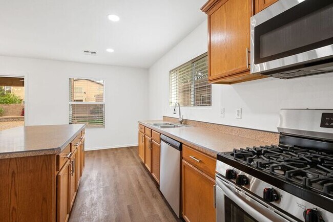 Building Photo - Amazing Single Family Home for Rent in Tucson