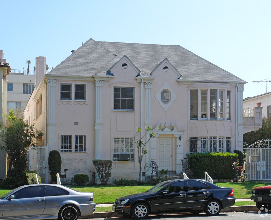 Building Photo - 244 S Lasky Dr
