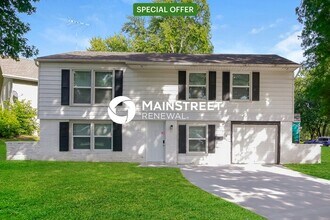 Building Photo - 13235 Park Hills Dr