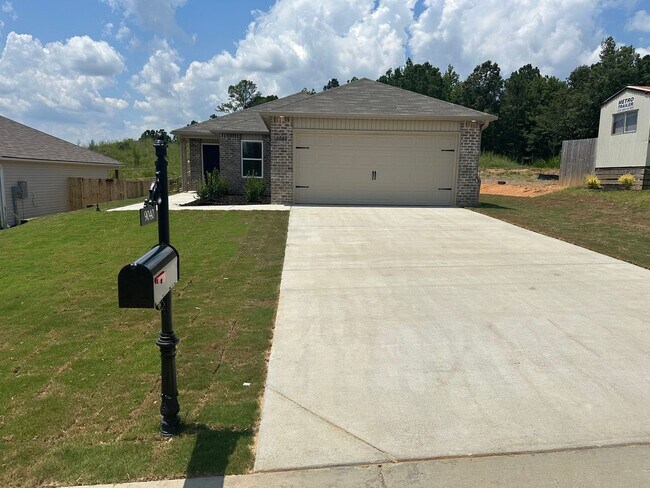 Foto del edificio - BRAND NEW 3 Bed 2 Bath in Odenville
