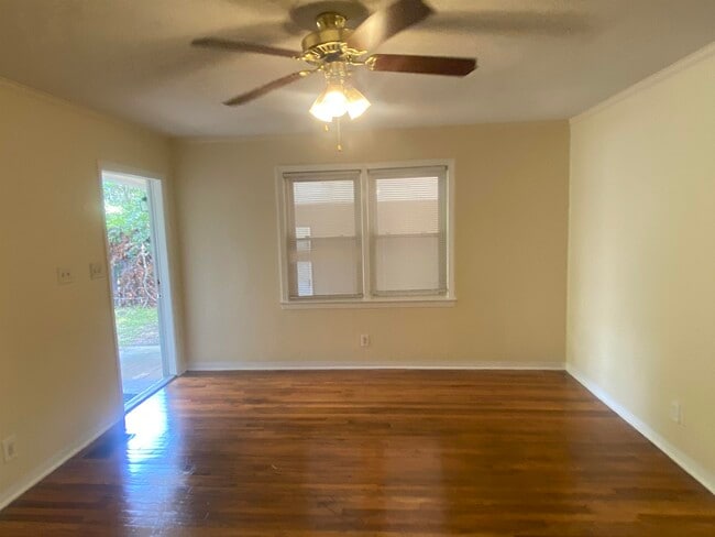 Building Photo - 1609 Atkamire Dr