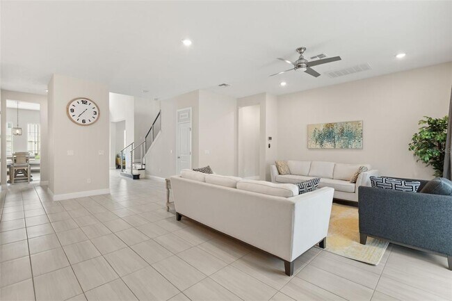 Foto del edificio - 8373 Ludington Cir