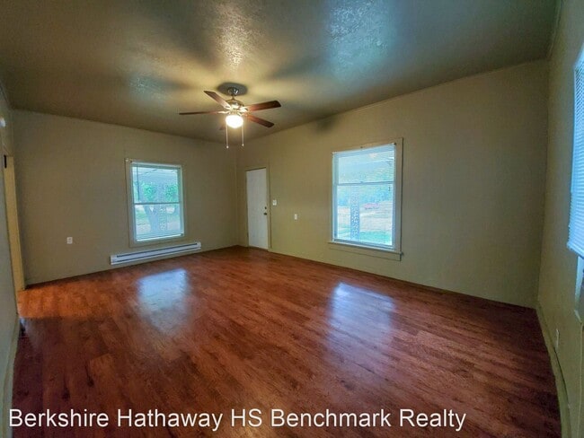 Building Photo - 2 br, 1 bath House - 540 North Louisa Avenue