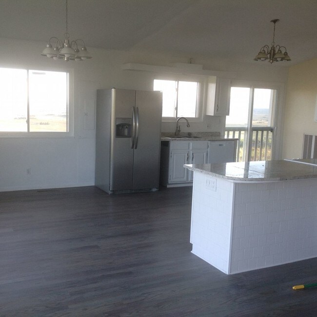 Building Photo - JUST REDUCED  4 Bed 4 Bath HORSE PROPERTY