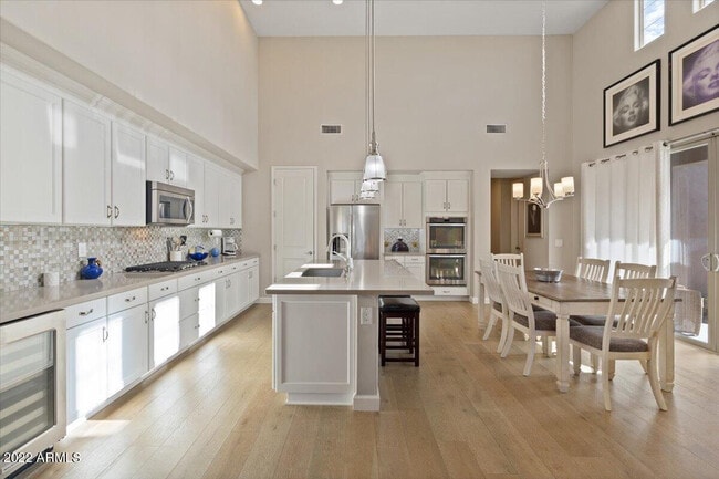 Foto del edificio - 10082 E Bell Rd