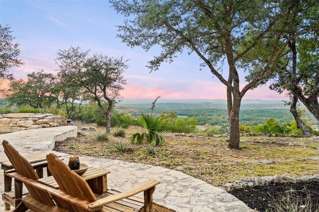 Foto del edificio - 1161 Las Colinas Dr