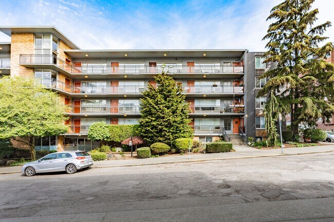 Foto del edificio - 700 E Mercer