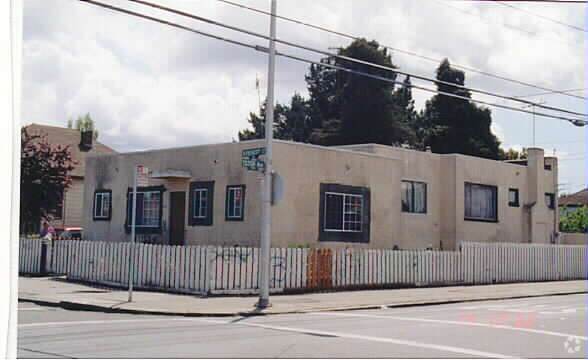 Building Photo - 724 Tilton Ave