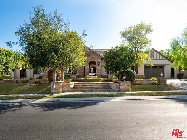 Building Photo - 25460 Prado De Azul