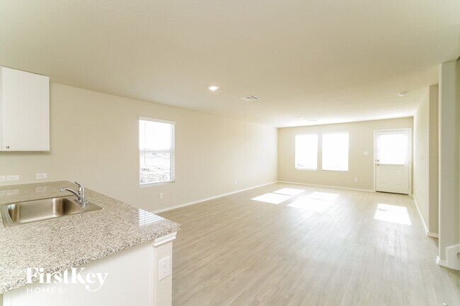 Building Photo - 13244 Rosemary Cove