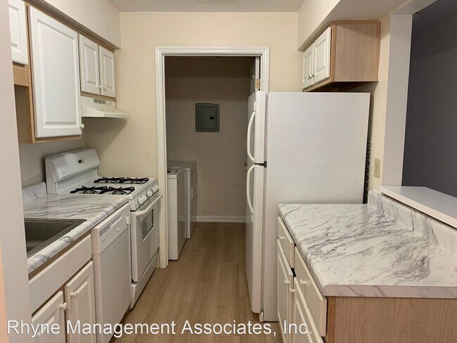 Foto del edificio - 1 br, 1 bath House - 1308-301 Hillbrow Lane