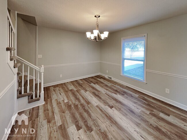 Building Photo - 7907 Red Lantern Rd