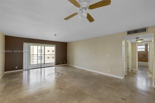 Foto del edificio - 321 SE 3rd St
