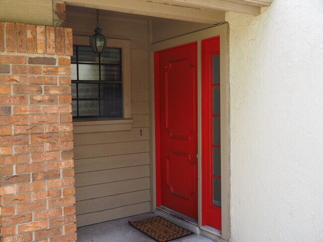 Foto del edificio - 2971 Golden View Ln