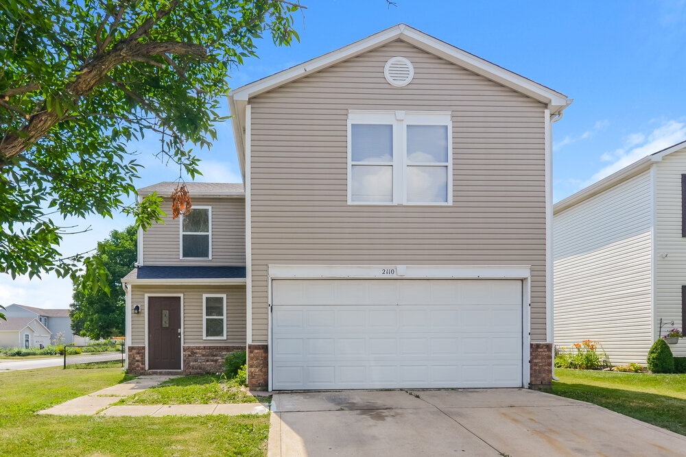 Primary Photo - 2110 Dutch Elm Dr