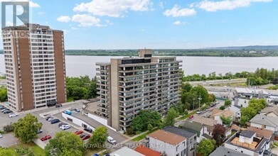 Building Photo - 370 Dominion Ave