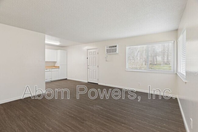 Foto del edificio - 2760 Coloma St