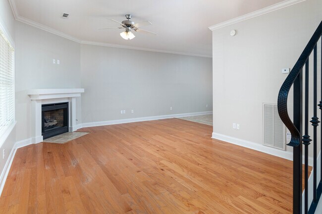 Photo - 2 Aspen Dr House