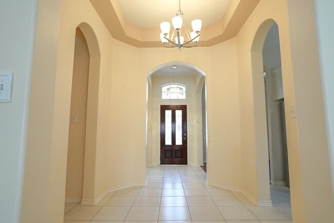 Foto del edificio - 6006 Country Ridge Dr