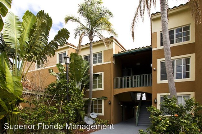 Foto del edificio - 4840 N State Road 7