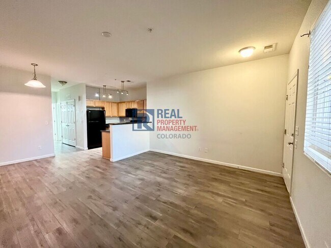 Foto del edificio - 9300 E Florida Ave