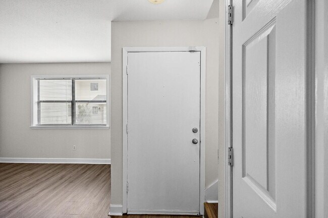 Foto del edificio - 3/2 townhouse at the Rez!