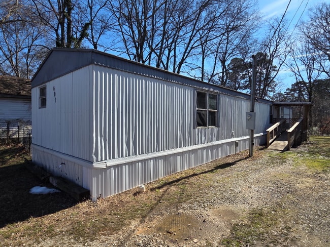 Building Photo - 401 Vista Ave