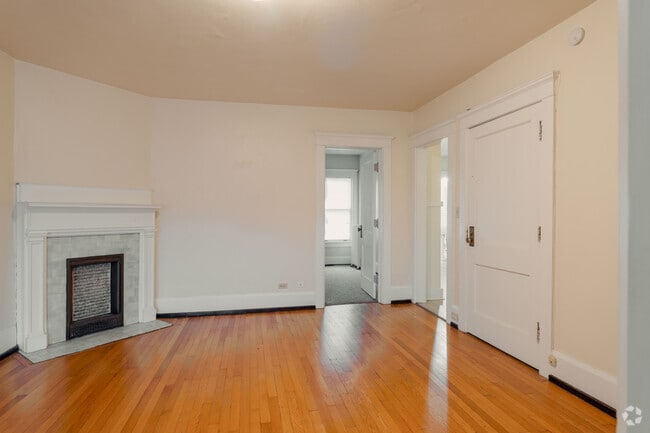 1HAB, 1BA - Plymouth Apartments