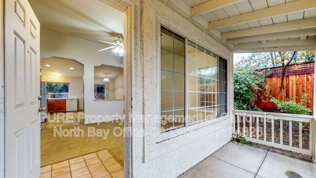 Building Photo - 1050 Ventana Dr