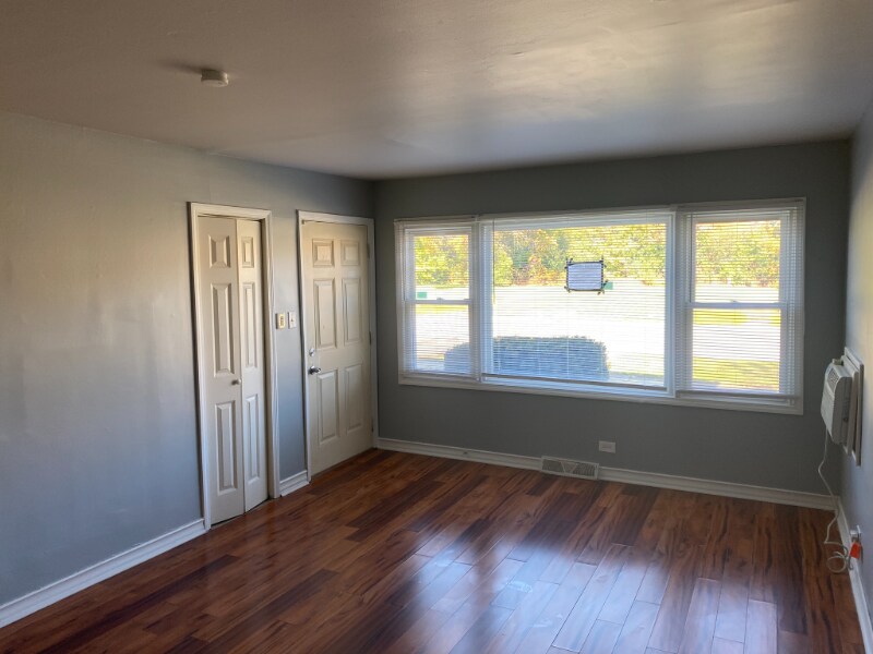 Foto principal - 444 W Hickory St