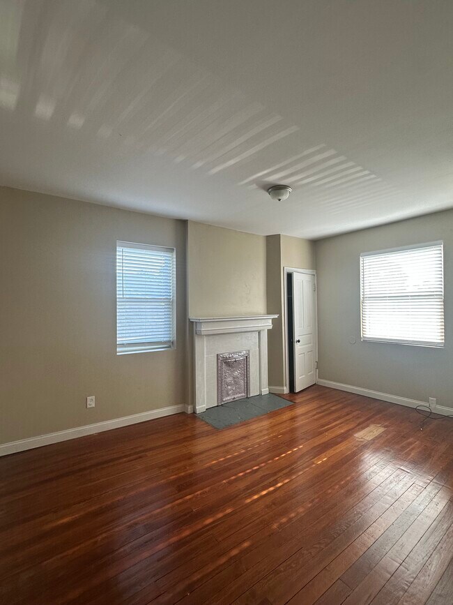 Foto del edificio - 4106 Carter Ave