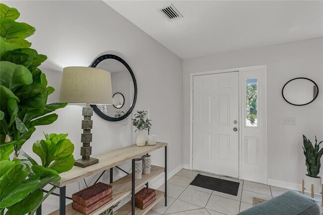 Building Photo - 6203 Rolling Hammock Pl