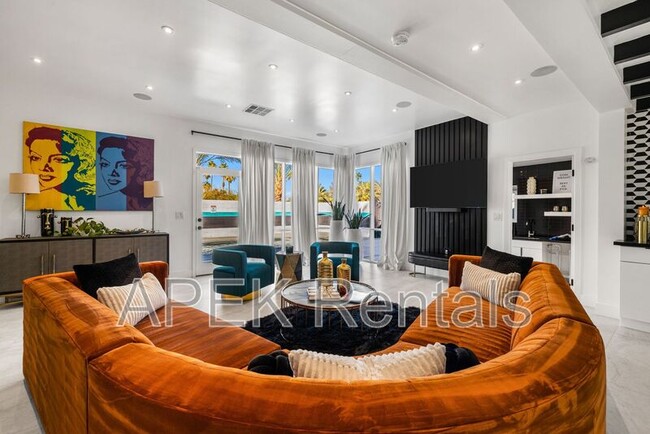 Foto del edificio - 2325 N Girasol Ave