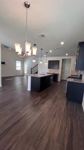 Building Photo - 2405 Larimar Dr