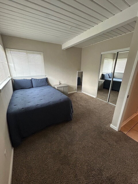 Building Photo - "Charming 3-Bed Sanctuary in Concord with 2 Full Baths - 1350 Sq Ft of Comfort!"