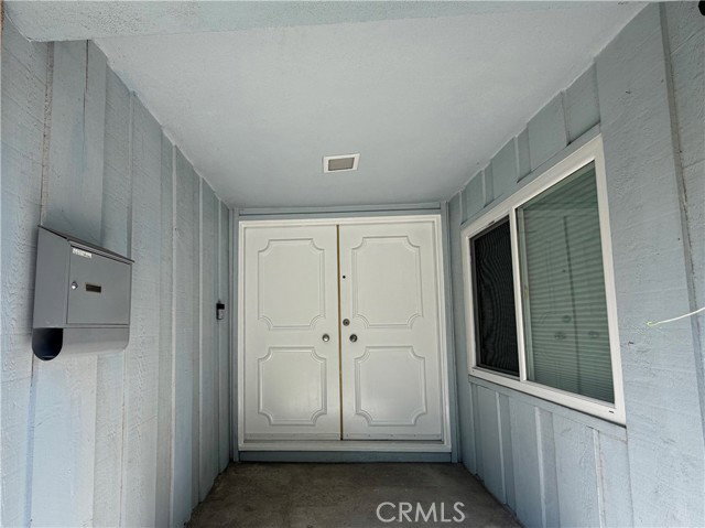 Foto del edificio - 6621 Whitman Ave
