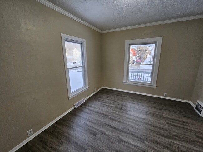 Building Photo - 3788 W 34th St