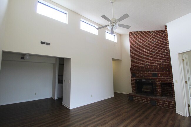 Foto del edificio - 1116-11 Blue Ridge Drive