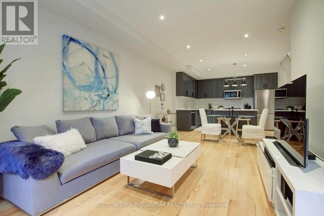 Building Photo - 1190 Cawthra Rd