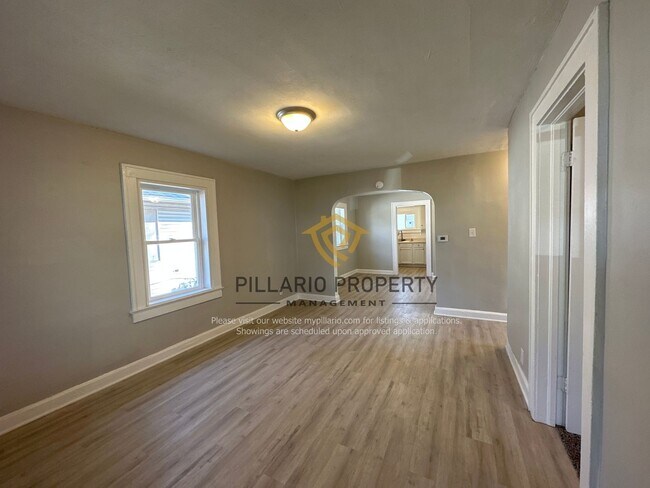 Foto del edificio - MOVE IN SPECIAL!! Beautiful Home Near Litt...
