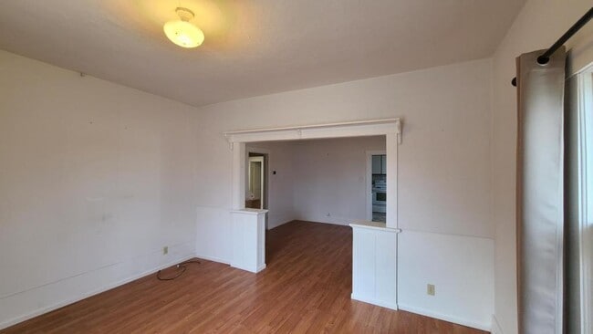 Building Photo - 545 Palmer Ave