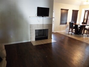 Building Photo - 2207 Brimmage Dr