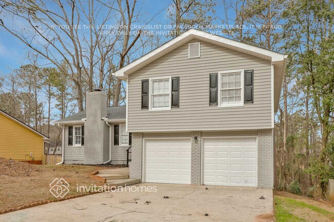 Building Photo - 656 Almand Branch Rd SE