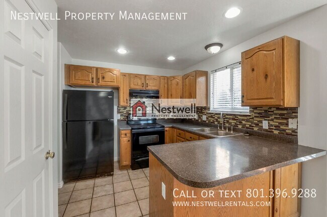 Foto del edificio - 14074 Charisma Ln