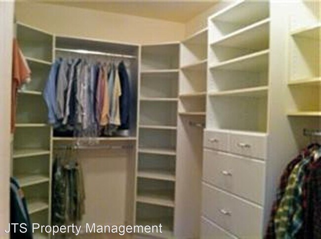 Foto del edificio - 2 br, 2 bath House - 1386 Mockingbird Lane