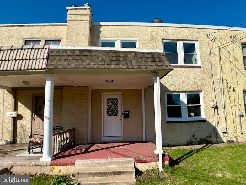 Primary Photo - 1107 Cinnaminson Ave