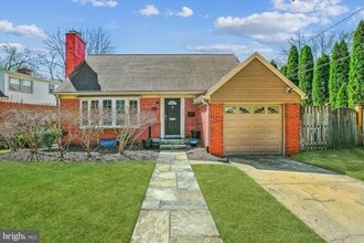 Building Photo - 5213 Rayland Dr